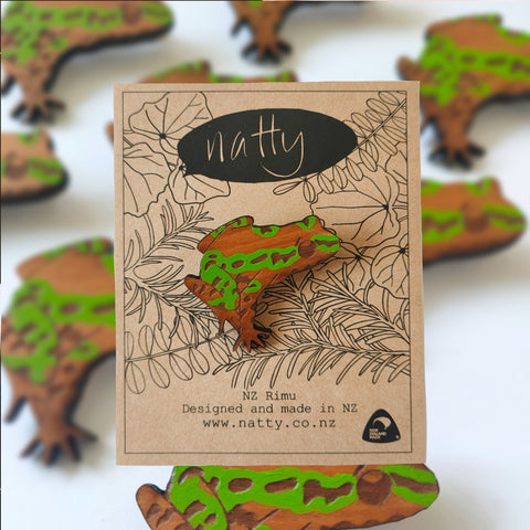 Archeys Frog Rimu Brooch