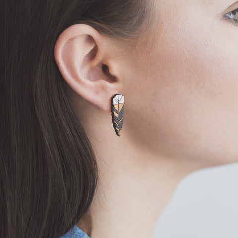 Huia feather Rimu earrings