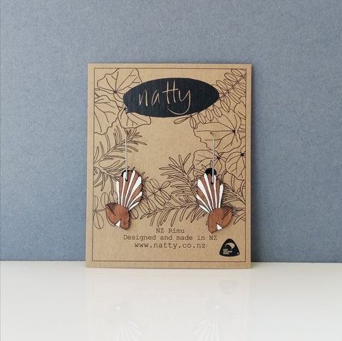 Hanging Fantail earrings