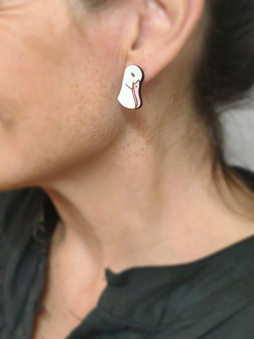 Royal Albatross stud earrings
