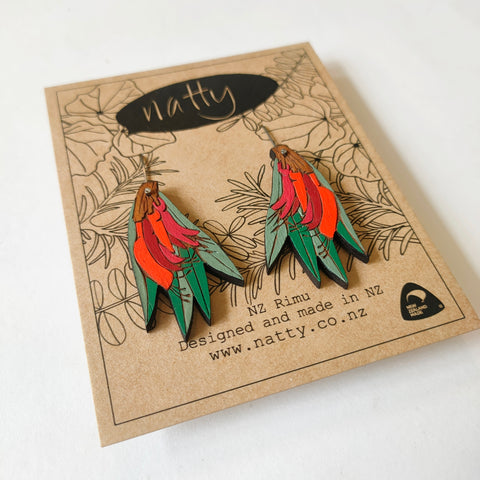 Harakeke flower earrings