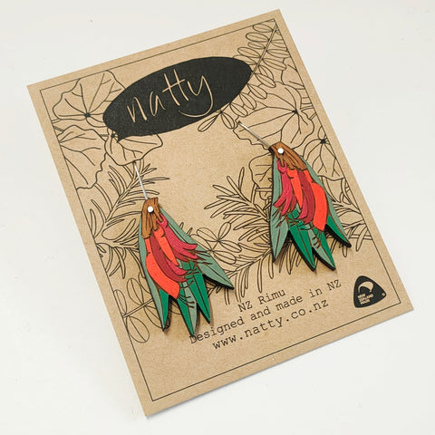 Harakeke flower earrings