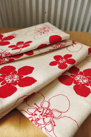 Manuka flower Tea towel